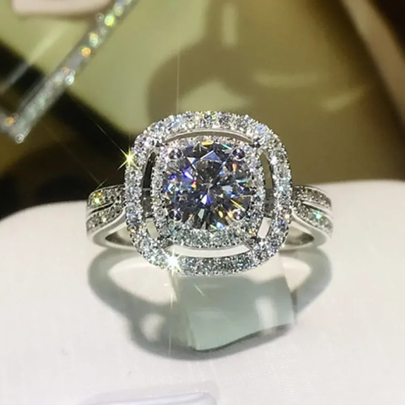 ▶Round Zircon Double Layer Square Classic Engagement Ring for Women, L199